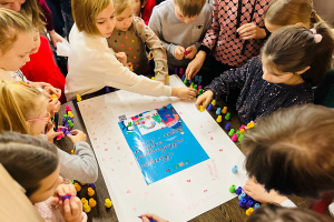 В Московском районе Минска подвели итоги конкурса детского рисунка «Новогодняя семейная сказка — 2023»