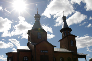 Туристка в Свято-Михайловской церкви ударила в колокол и получила «языком» по голове