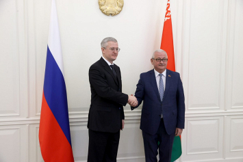 Беларусь и Россия выбрали правильные подходы для выстраивания сотрудничества – Пархомчик