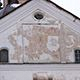 На фасаде несвижского костела открылись фрески XVIII века