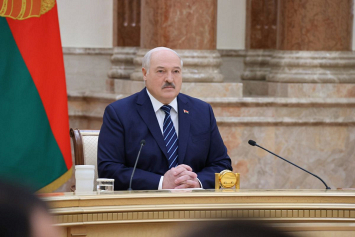 «Перед нами стоит задача встряхнуть вузы». Подробности острого и принципиального разговора у Лукашенко