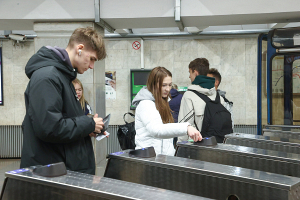 На Зеленолужской линии метро в Минске произошел сбой в графике движения поездов