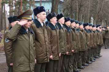 В 72-м гвардейском объединенном учебном центре в Борисове прошел очередной выпуск прапорщиков