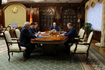 За что Лукашенко критиковал спортивных функционеров и какие задачи поставил перед ними