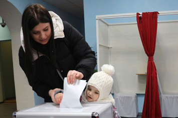 Международные наблюдатели и эксперты отмечают высокий уровень проведения избирательной кампании в Беларуси