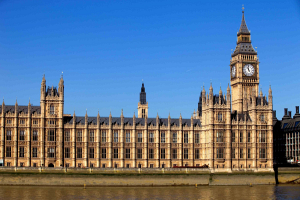 Британский экс-депутат заявил, что Вестминстерский дворец находится под угрозой обрушения