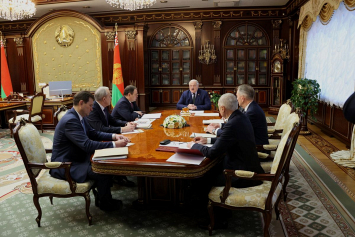 На совещании у Лукашенко обсудили подготовку к первому заседанию ВНС в новом статусе