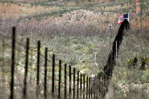 На границе между США и Мексикой обнаружены трупы в военной форме – СМИ