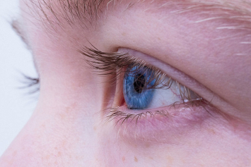 Доктор медицинских наук Галина Семак разработала уникальный метод восстановления глазной ткани
