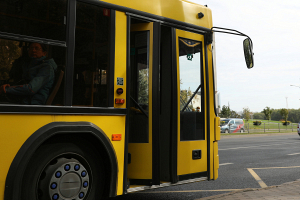 В Гомеле скорректировали движение автобуса до аэропорта с учетом новых рейсов