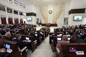 Парламентарии восьмого созыва — об оценках Президента своим предшественникам и о законотворческих планах