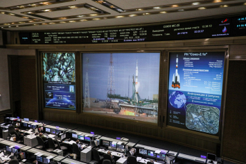 Фотофакт. Запуск корабля «Союз МС-25» в Подмосковном Центре управления полетами