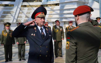 Отдельному отряду спецназначения «Беркут» ВВ МВД вручено Боевое Знамя 
