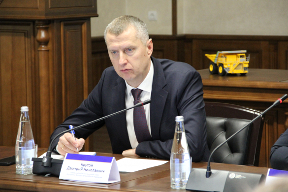 Крутой провел заседание рабочей группы по осуществлению мониторинга ситуации с поставками в Россию