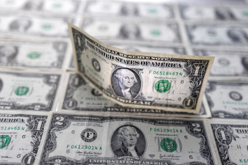 Доллар подорожал, российский рубль и юань подешевели на торгах 29 марта 