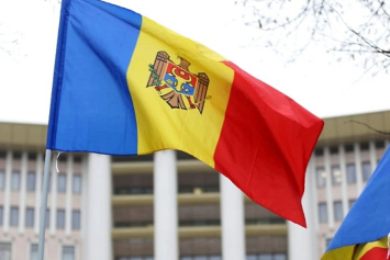 В Молдове потребовали отставки главы МИД после ЧП с автобусом с детским хором в Литве