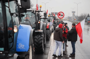 В Киеве сообщили, что фермеры Польши могут возобновить блокаду на одном из КПП с Украиной