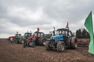 В Витебской области ГАИ проводит декаду по проверке исправности сельхозтехники