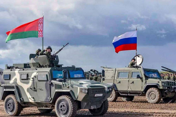 Беларусь и Россия активно сотрудничают в военной сфере и сфере безопасности – Минобороны