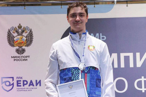 Белорусский шпажист Семоненко выиграл серебро чемпионата России