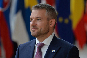 Пеллегрини с 53,12% голосов победил на выборах президента Словакии