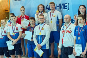 Белорусские спортсмены завоевали 12 медалей на российском чемпионате среди пловцов с нарушением слуха