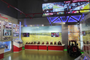 Посетителям музея МТЗ дадут возможность испытать эмоции от управления энергонасыщенным трактором