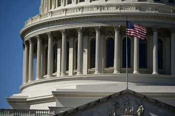 Нижняя палата конгресса США проголосовала за бессрочное действие закона о санкциях против Ирана