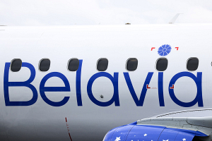 Самолет авиакомпании «Белавиа», следовавший по маршруту Минск – Дубай, приземлился на запасном аэродроме