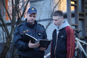Выпускник из Барановичей на один день стал участковым инспектором столичной милиции