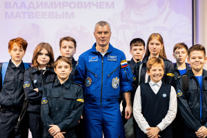 Курсанты БГАА пообщались с летчиком-космонавтом госкорпорации «Роскосмос» Денисом Матвеевым
