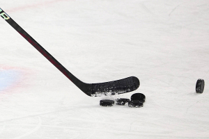 «Металлург» обыграл «Локомотив» в первом матче финальной серии плей-офф КХЛ
