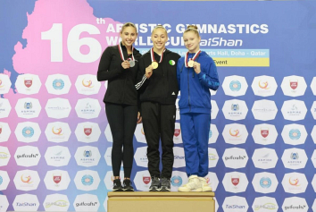 Гимнастка Елена Титовец в своем первом «взрослом»  сезоне завоевала две медали на этапах Кубка мира