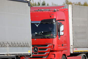 Литовский пункт пропуска «Мядининкай» за сутки принял 14% грузовиков от нормы – ГПК