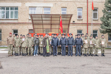 В воинских частях Беларуси стартовали мероприятия по случаю увольнения военнослужащих в запас