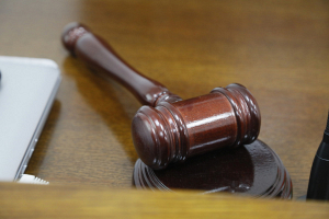 В Чечерске суд приговорил 20-летнего парня за изнасилование несовершеннолетней к 9 годам колонии