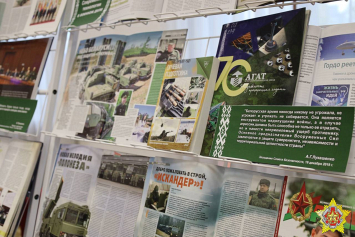 Выставка научных достижений в военной сфере проходит в минском Доме офицеров