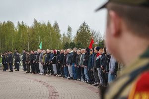 Хотим мира, но готовы дать отпор – в Могилевской области первые призывники отправились в армию