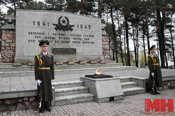 Более 200 останков воинов перезахоронили в мемориальном комплексе «Масюковщина»