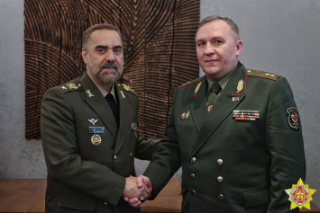 Беларусь и Иран выразили заинтересованность в развитии отношений между оборонными ведомствами двух стран