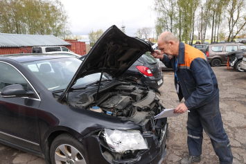Кузовной ремонт: насколько легко сейчас достать запчасти и когда восстанавливать автомобиль не имеет смысла