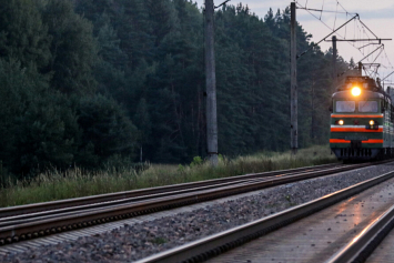 В Гомельской области скорый поезд насмерть сбил молодого человека