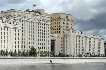 В МО РФ сообщили, что российские военные поразили нефтебазу «Баловное» в зоне СВО