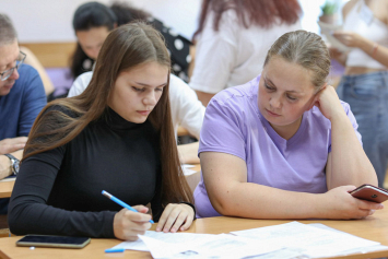 Профориентация онлайн и вся информация о колледжах: Мингорисполком запустил приложение «Абитуриент Минск»