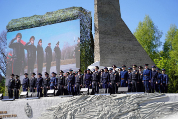Белорусские милиционеры организовали под Могилевом масштабное представление в преддверии Дня Победы