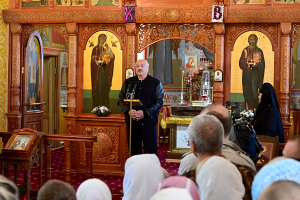 О чем Лукашенко говорил с прихожанами в Светлое Христово Воскресение и за что благодарил священнослужителей