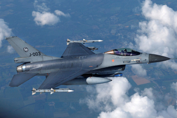 В Украине сообщили, что ВСУ получат первые истребители F-16 в июле