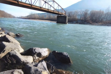 В реке Тисе на границе Украины и Румынии нашли тела трех мужчин