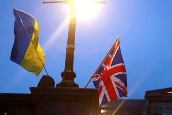 Зеленский отправил Залужного в отставку и назначил его послом Украины в Великобритании
