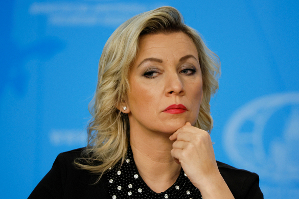 «Подтверждение гибридной войны» – Захарова прокомментировала слова Туска про НАТО в Украине